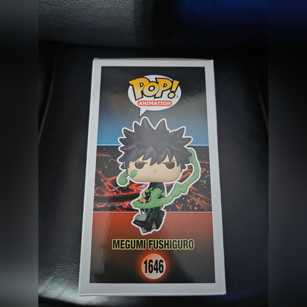 Funko Pop Anime Jujutsu Kaisen Megumi Fushiguro Chase Paint Glow Edition - Picture 6 of 8